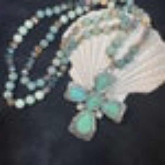 TURQUOISE CROSS, CRYSTAL AND NATURAL STONE CROSS STONE BEADED - Picture 3 of 6